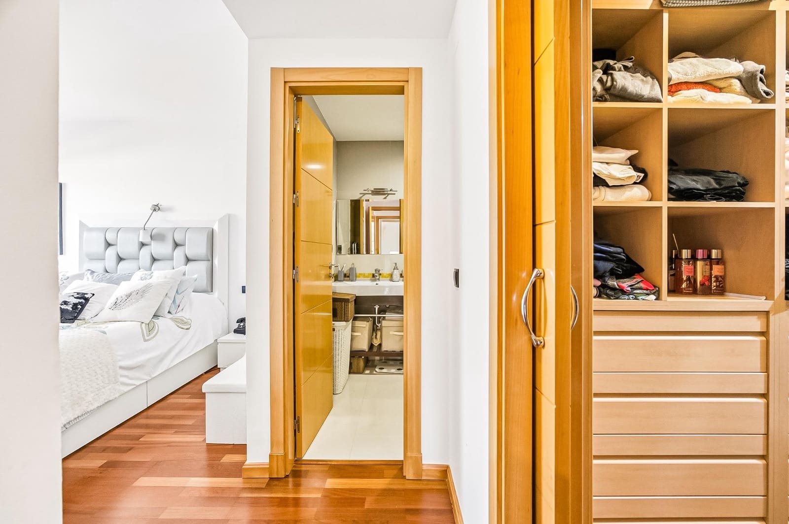 3 bedroom Flat for sale in San Fernando with pool garage - € 365,000 (Ref: 9820477)