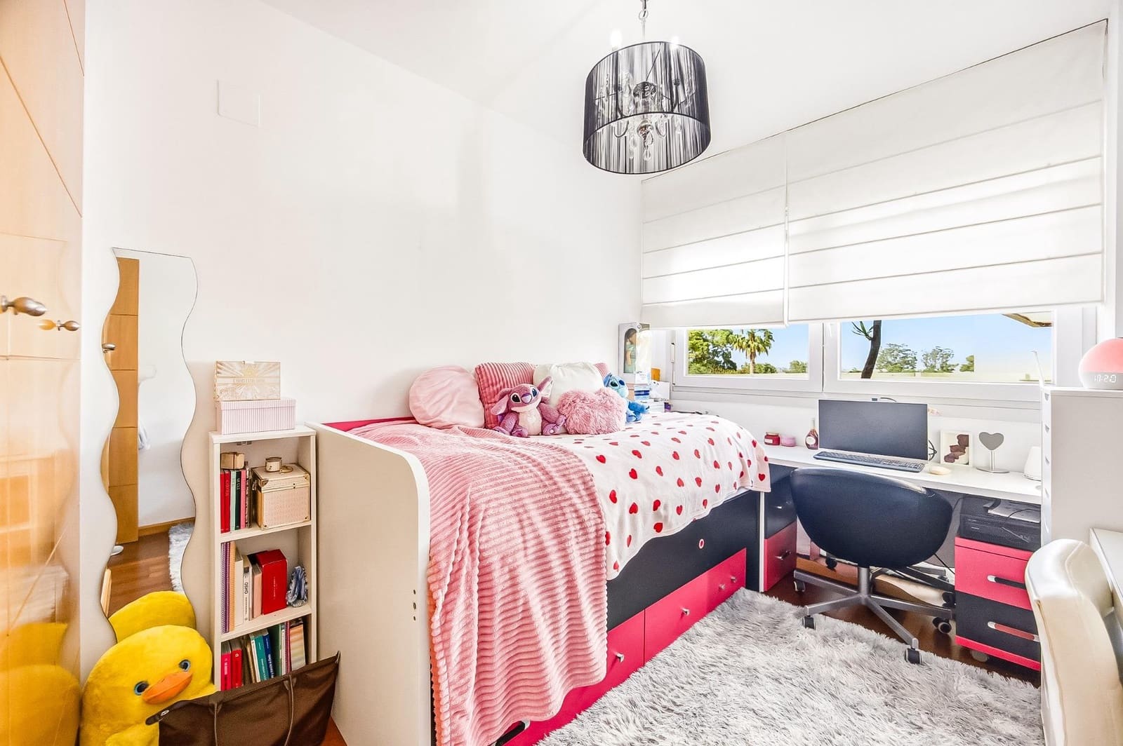 3 bedroom Flat for sale in San Fernando with pool garage - € 365,000 (Ref: 9820477)