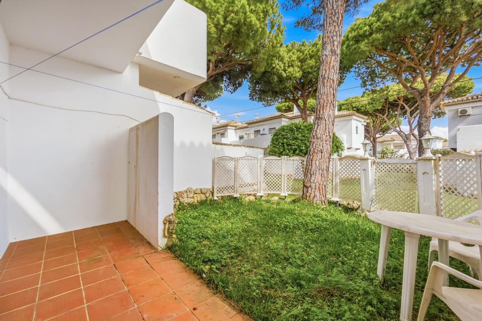 2 soveværelse Lejlighed til salg i Chiclana de la Frontera med garage - € 265.000 (Ref: 9820478)
