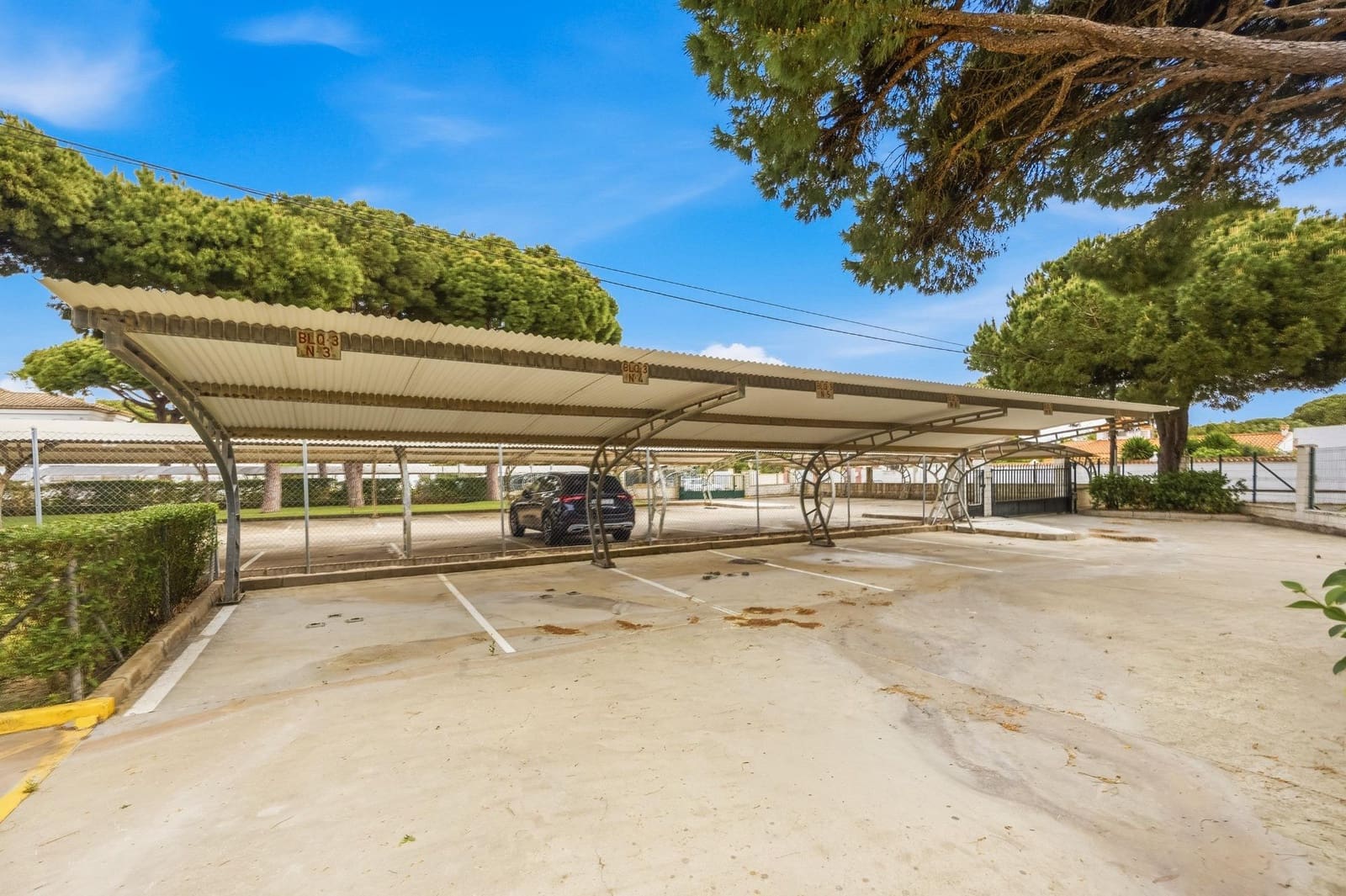 2 soveværelse Lejlighed til salg i Chiclana de la Frontera med garage - € 265.000 (Ref: 9820478)