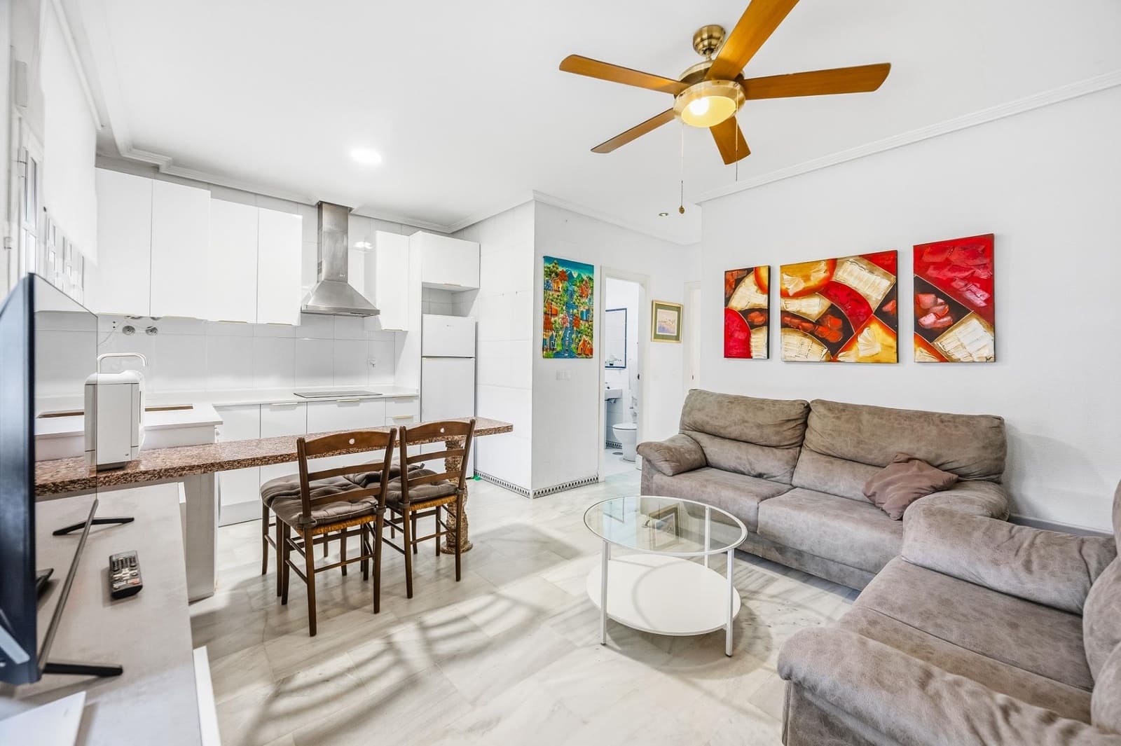2 bedroom Apartment for sale in Chiclana de la Frontera with garage - € 265,000 (Ref: 9820478)