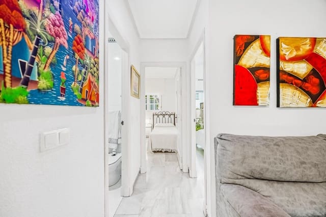 2 soveværelse Lejlighed til salg i Chiclana de la Frontera med garage - € 265.000 (Ref: 9820478)