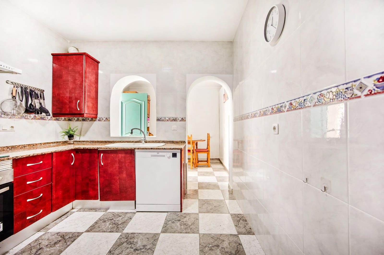 3 soveværelse Villa til salg i Chiclana de la Frontera med swimmingpool - € 389.990 (Ref: 9820480)