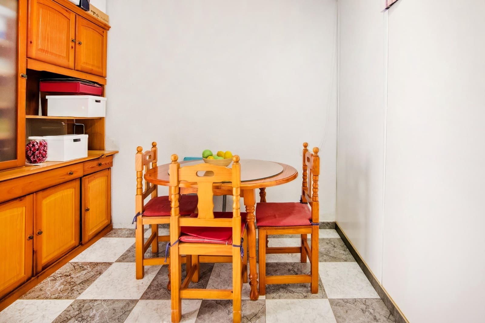 3 soveværelse Villa til salg i Chiclana de la Frontera med swimmingpool - € 389.990 (Ref: 9820480)
