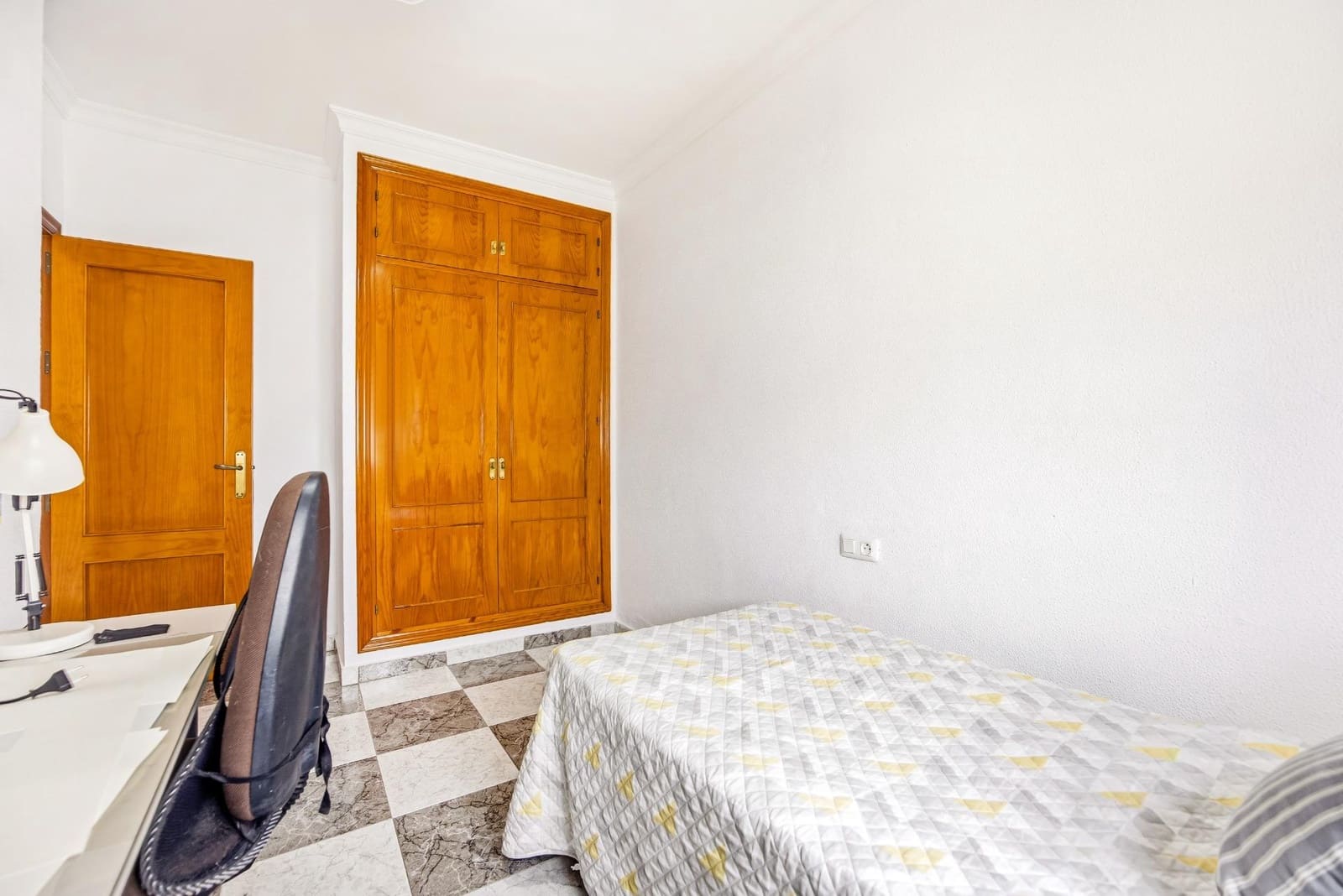 3 soveværelse Villa til salg i Chiclana de la Frontera med swimmingpool - € 389.990 (Ref: 9820480)