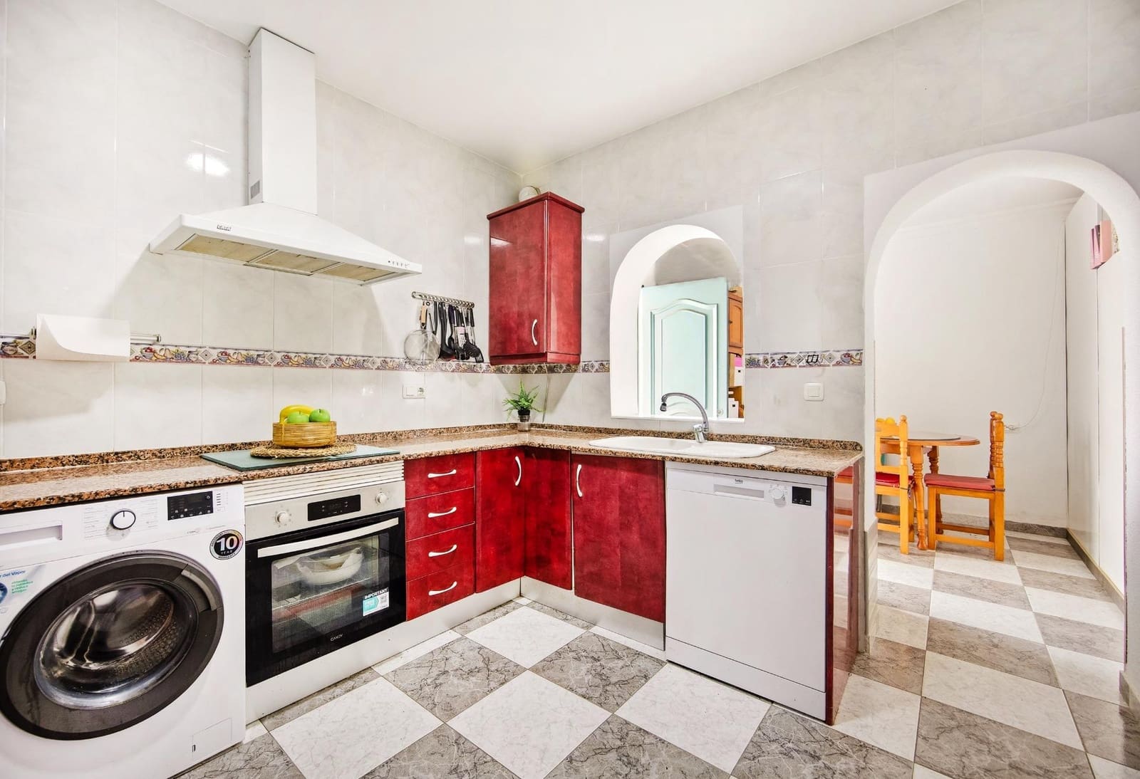 3 soveværelse Villa til salg i Chiclana de la Frontera med swimmingpool - € 389.990 (Ref: 9820480)