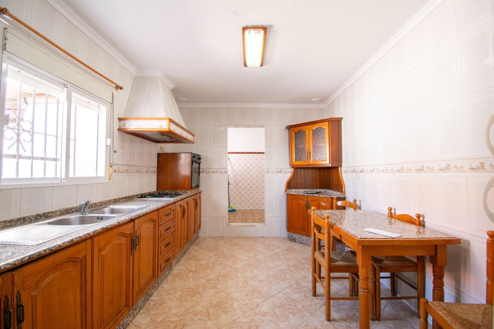 2 bedroom Townhouse for sale in Chiclana de la Frontera - € 196,900 (Ref: 9831321)