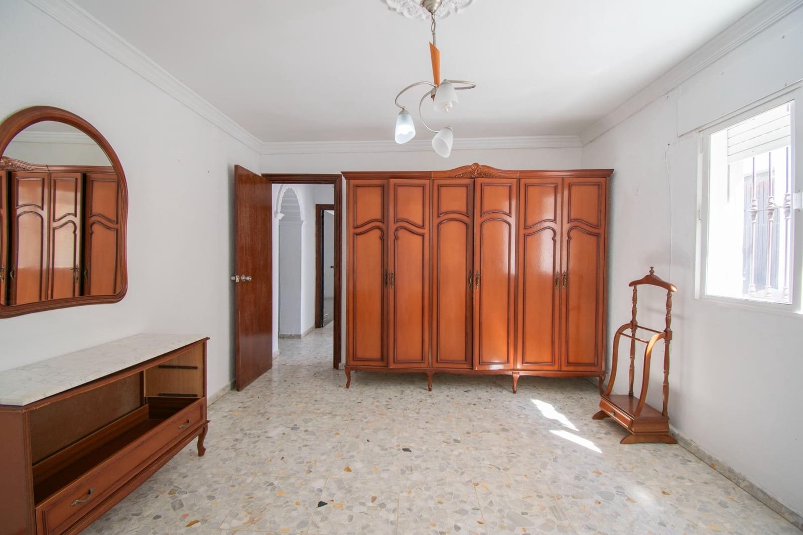 2 bedroom Townhouse for sale in Chiclana de la Frontera - € 196,900 (Ref: 9831321)