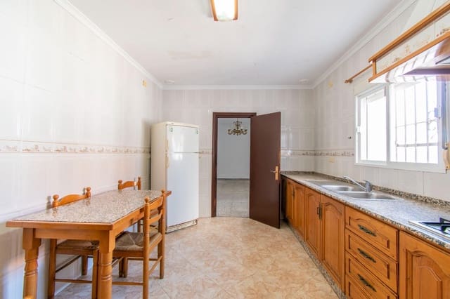 2 makuuhuone Omakotitalo myytävänä paikassa Chiclana de la Frontera - 196 900 € (Ref: 9831321)
