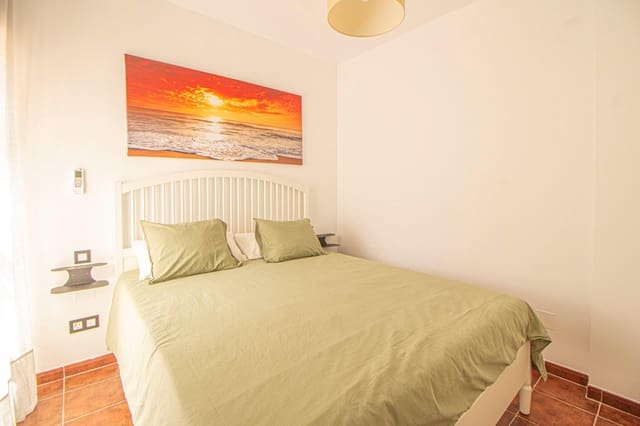 2 soveværelse Lejlighed til salg i La Barrosa, Chiclana de la Frontera med swimmingpool - € 269.000 (Ref: 9849317)