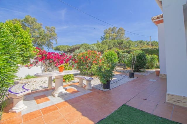5 Zimmer Villa zu verkaufen in Novo Sancti Petri, Chiclana de la Frontera mit Garage - 249.990 € (Ref: 9861849)