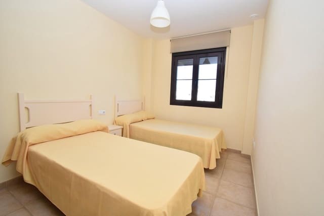 2 slaapkamer Penthouse te koop in La Barrosa, Chiclana de la Frontera met zwembad - € 299.000 (Ref: 9876379)