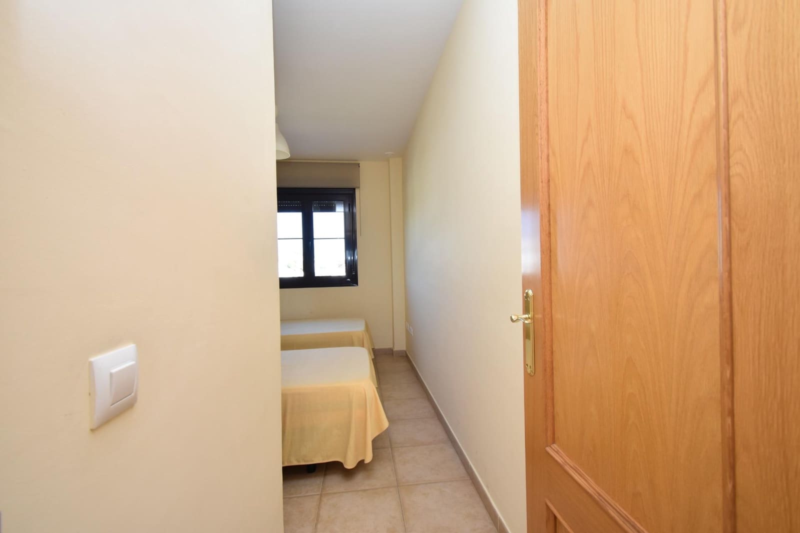 2 slaapkamer Penthouse te koop in La Barrosa met zwembad - € 299.000 (Ref: 9876379)