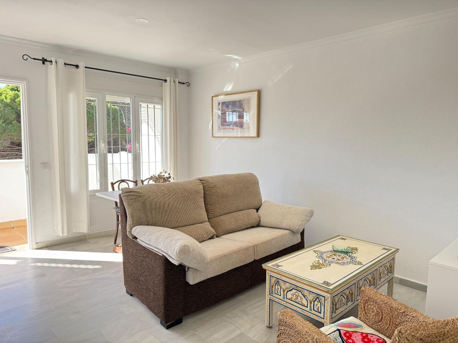 2 slaapkamer Appartement te koop in La Barrosa met zwembad - € 310.000 (Ref: 9876380)