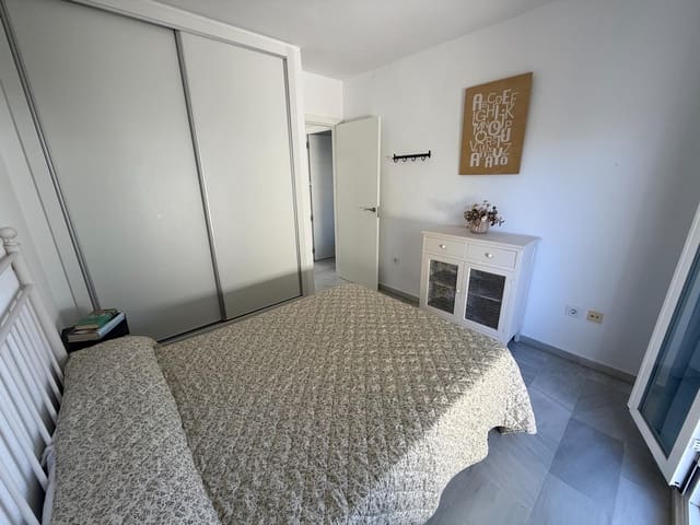 2 soverom Leilighet til salgs i La Barrosa, Chiclana de la Frontera med svømmebasseng - € 310 000 (Ref: 9876380)