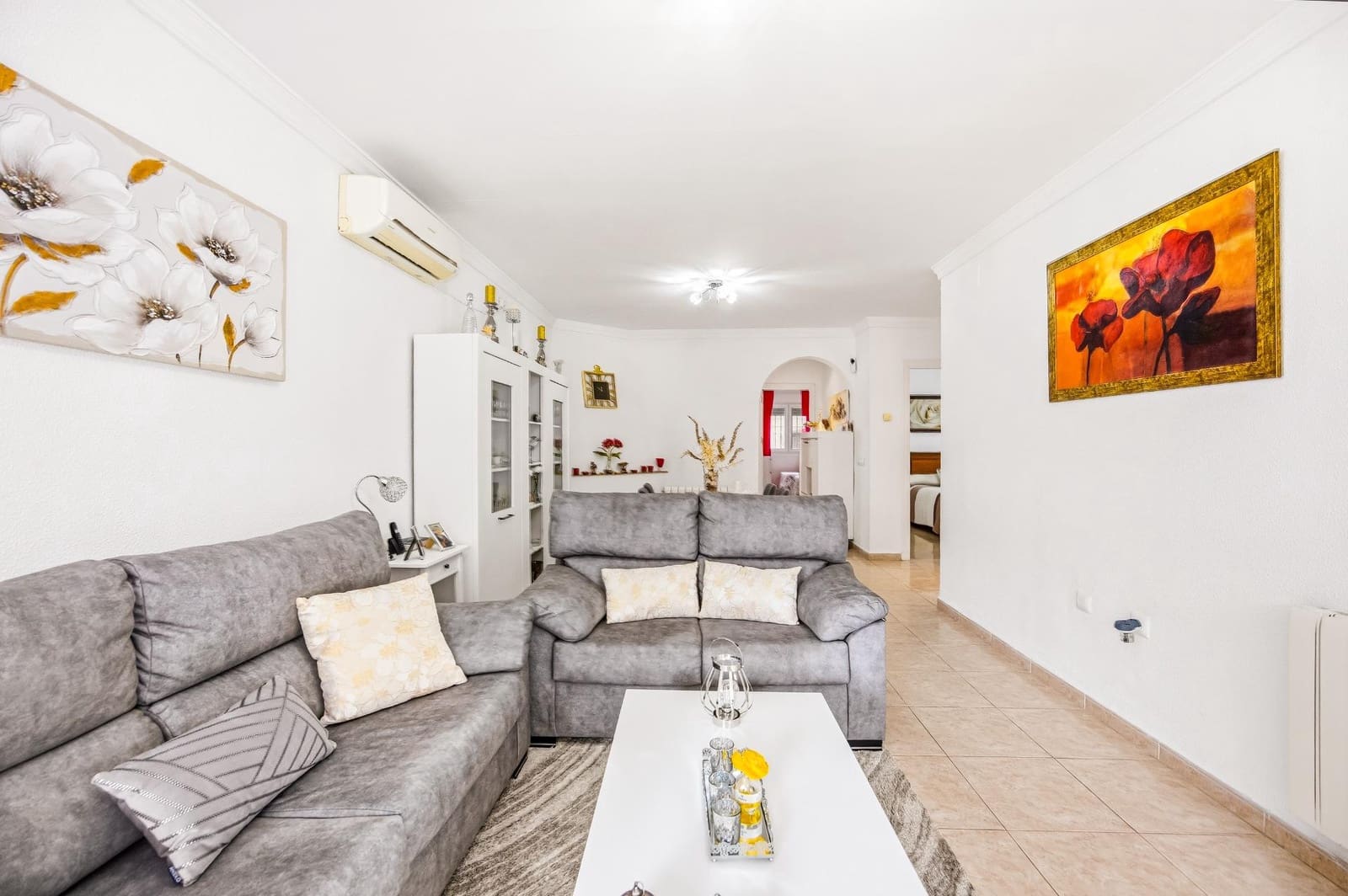 Chalet de 3 habitaciones en Chiclana de la Frontera en venta - 336.000 € (Ref: 9876384)