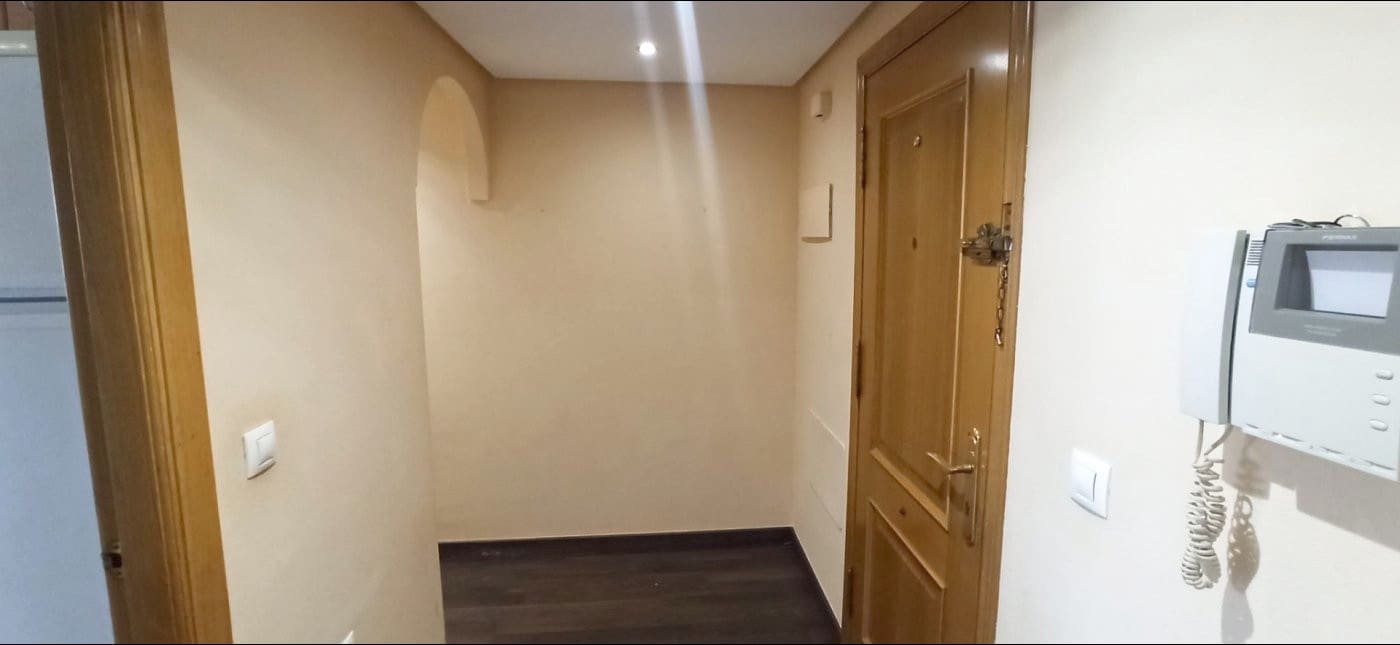 2 bedroom Flat for sale in Murcia city with garage - € 205,000 (Ref: 10033664)