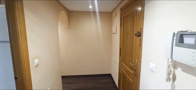 2 bedroom Flat for sale in Murcia city with garage - € 205,000 (Ref: 10033664)