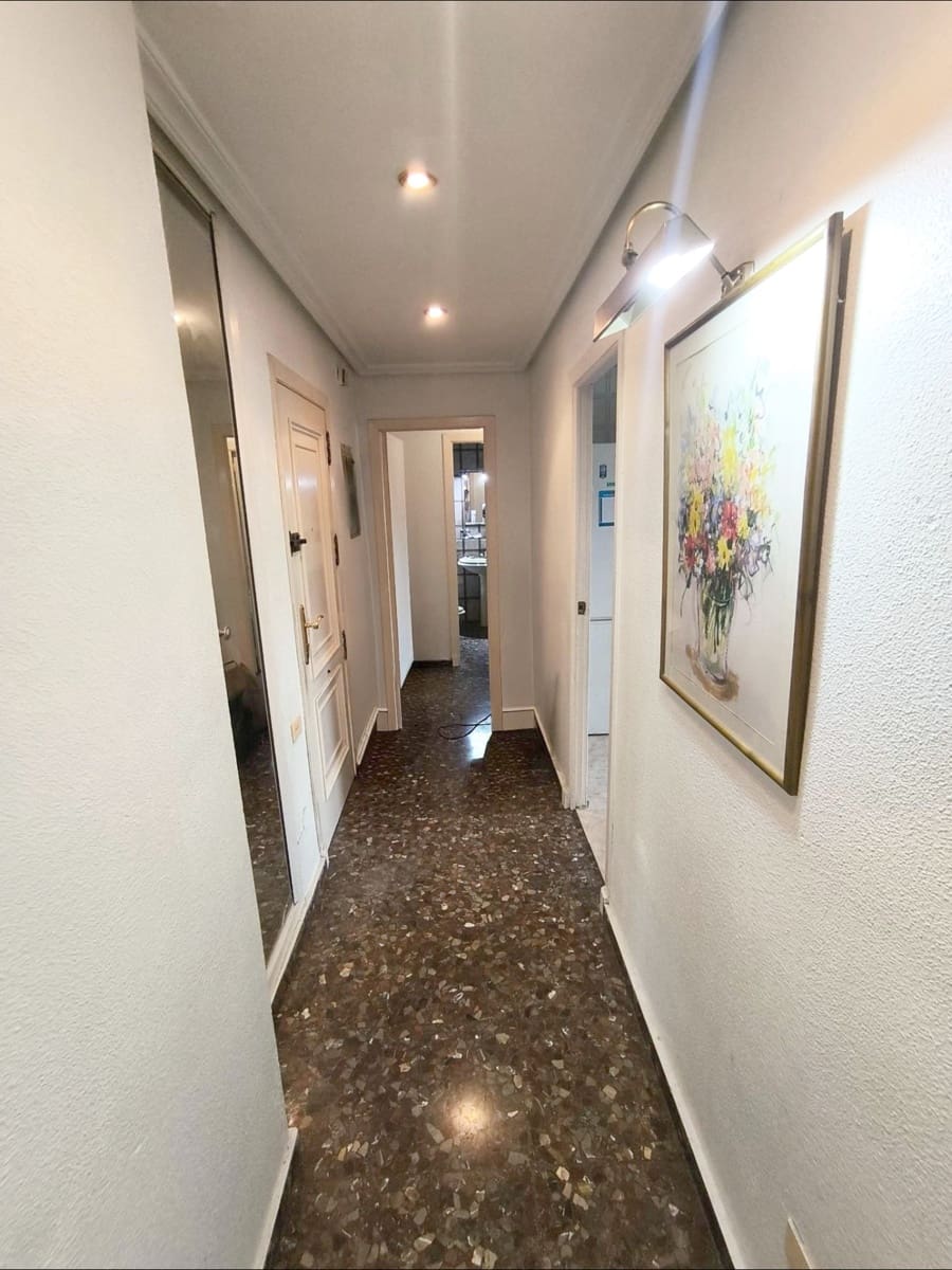 Piso de 3 habitaciones en Murcia ciudad en alquiler - 900 € (Ref: 9960204)