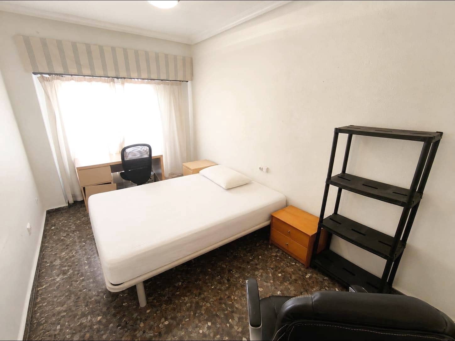 Piso de 3 habitaciones en Murcia ciudad en alquiler - 900 € (Ref: 9960204)