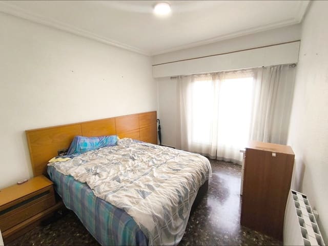 Piso de 3 habitaciones en Murcia ciudad en alquiler - 900 € (Ref: 9960204)