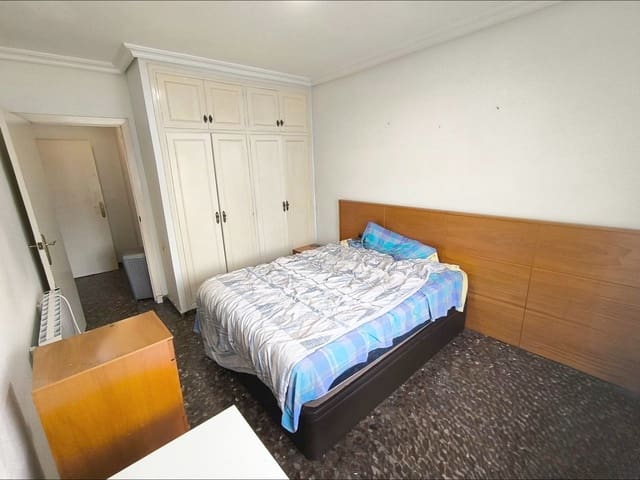 Piso de 3 habitaciones en Murcia ciudad en alquiler - 900 € (Ref: 9960204)