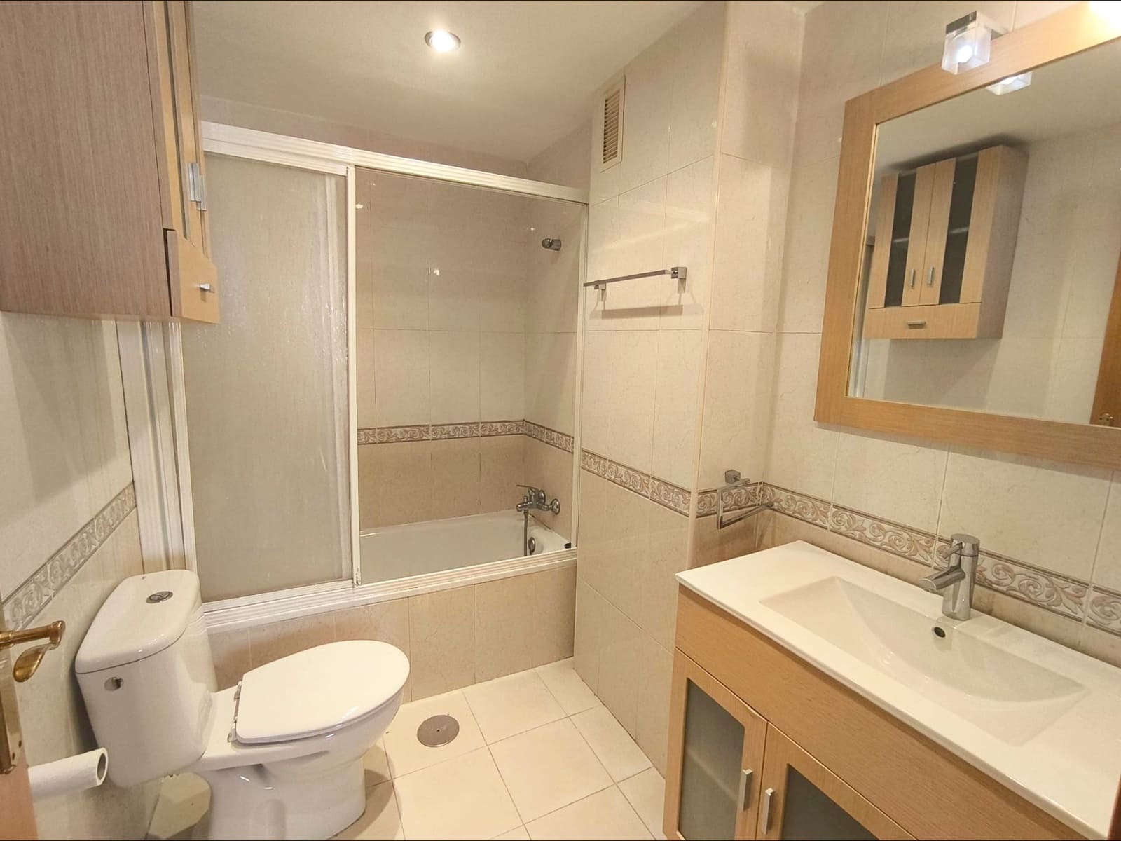 3 soveværelse Lejlighed til salg i Murcia by med garage - € 179.000 (Ref: 9960207)