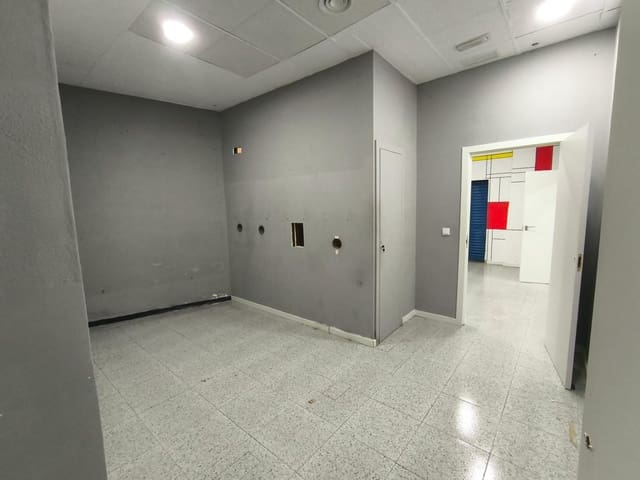 Kaupallinen vuokrattavana paikassa Santa Eulalia, Murcia kaupunki - 800 € (Ref: 9960208)