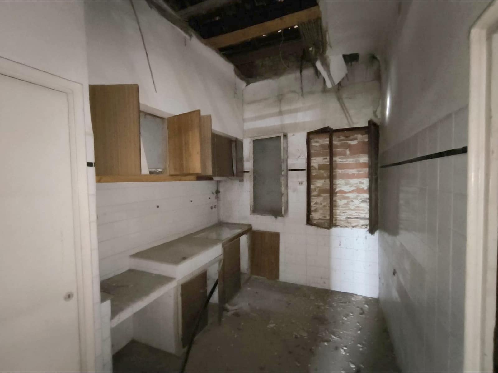 8 makuuhuone Omakotitalo myytävänä paikassa La Alberca - 79 000 € (Ref: 9960209)