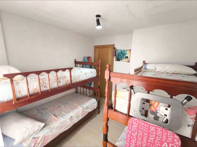 3 quarto Apartamento para venda em Playa de los Náufragos, Torrevieja - 140 000 € (Ref: 9960213)