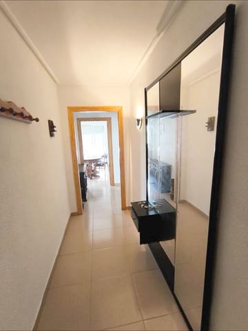 Appartement de 4 chambres à louer à Vista Alegre, Murcie ville - 1 000 € (Ref: 9960217)