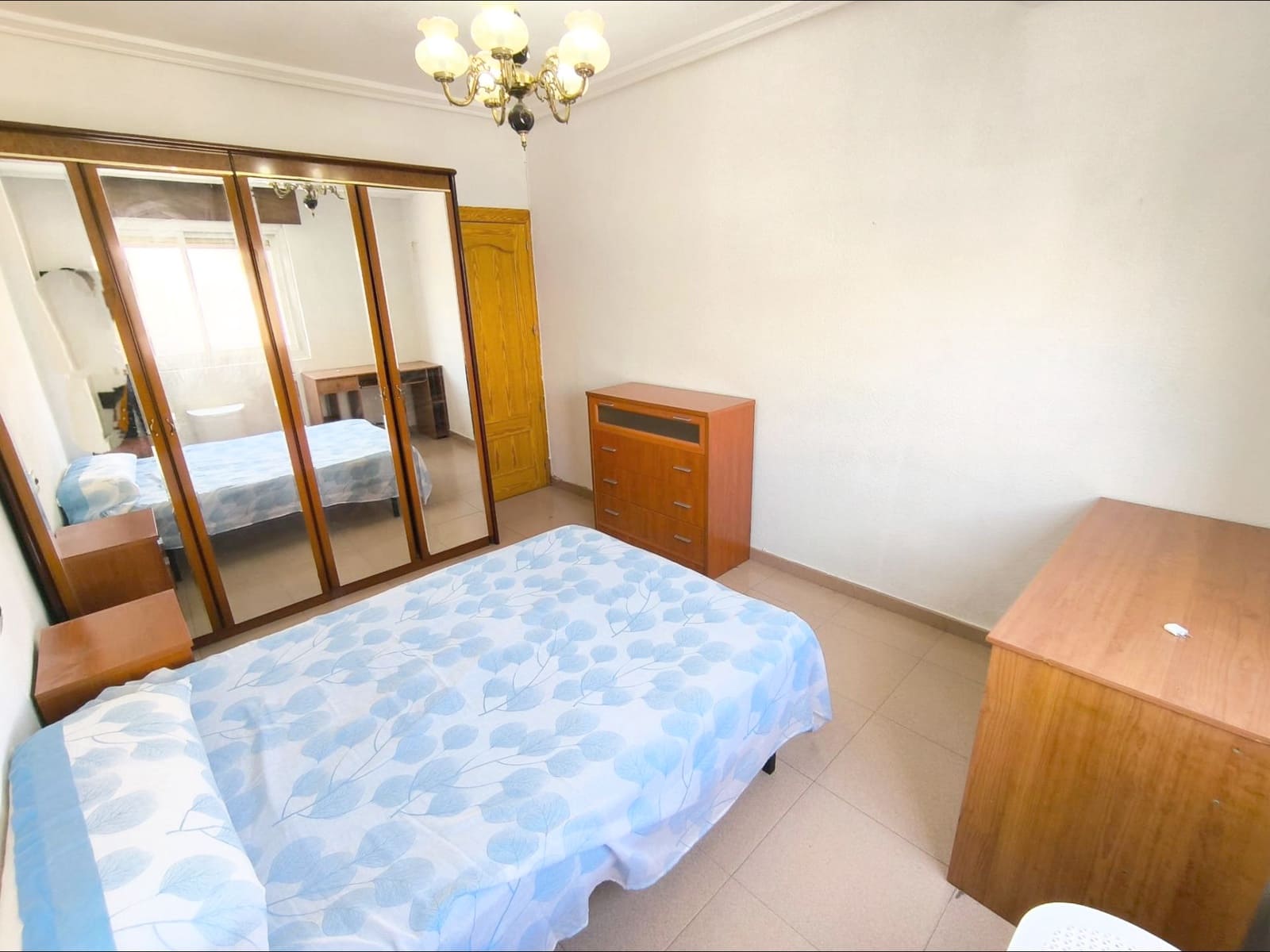 4 bedroom Flat for rent in Murcia city - € 1,000 (Ref: 9960217)