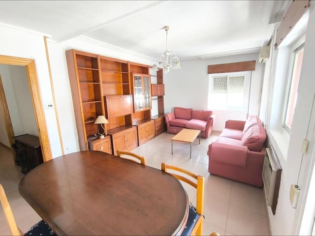 Appartement de 4 chambres à louer à Vista Alegre, Murcie ville - 1 000 € (Ref: 9960217)