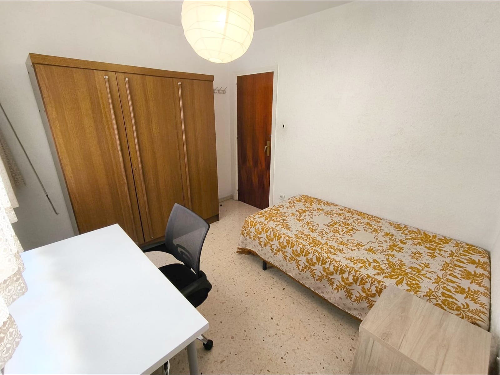 4 sovrum Lägenhet att hyra i Murcia stad - 950 € (Ref: 9960218)