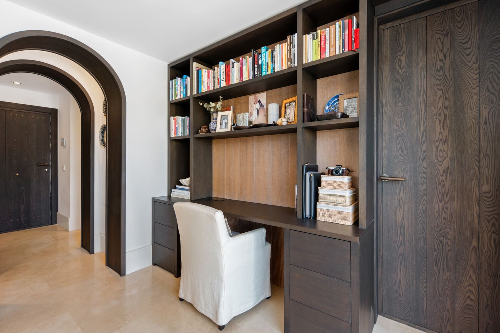 1 bedroom Apartment for sale in Golden Mile - € 3,500,000 (Ref: 10025189)