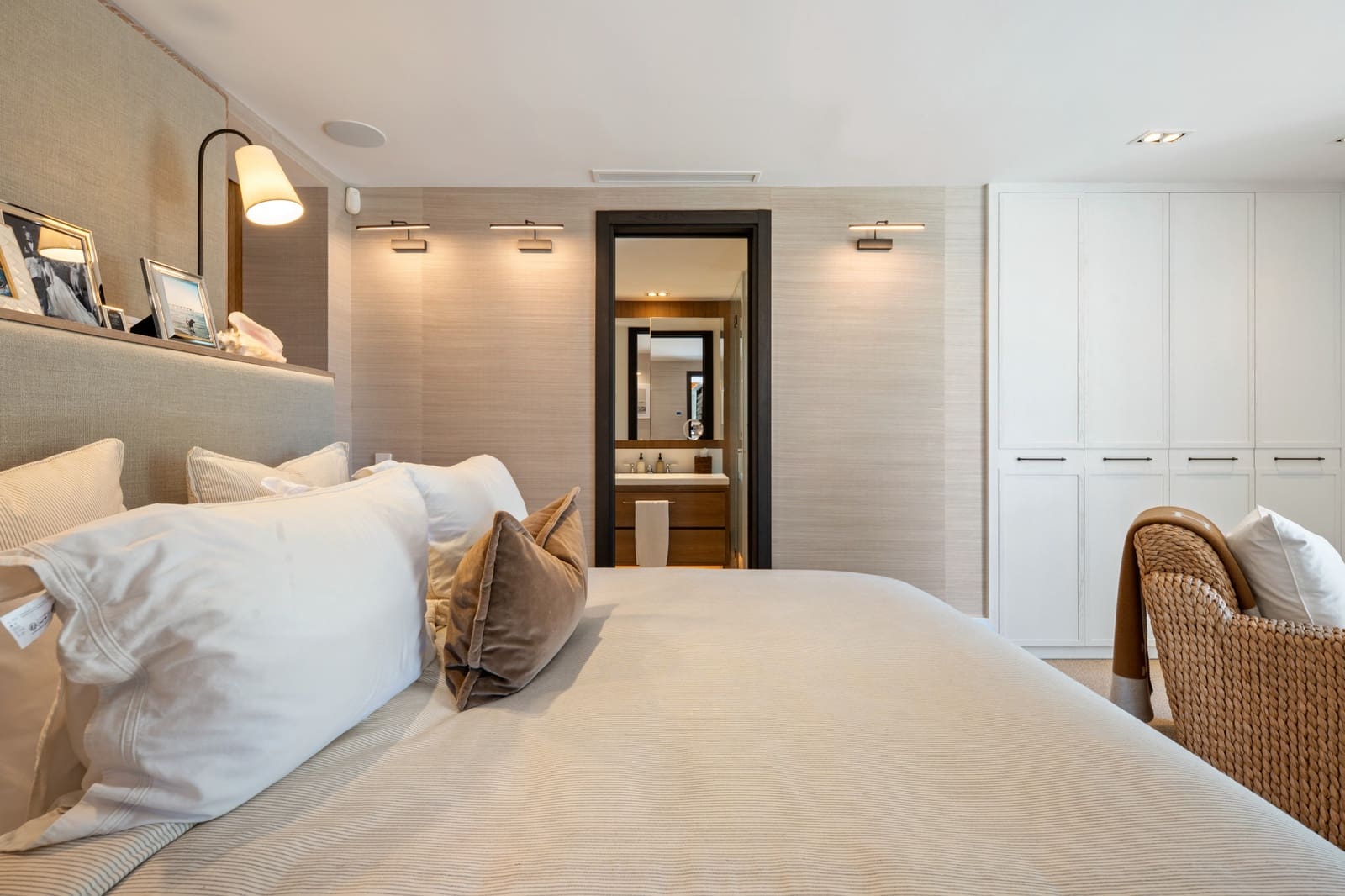 1 bedroom Apartment for sale in Golden Mile - € 3,500,000 (Ref: 10025189)