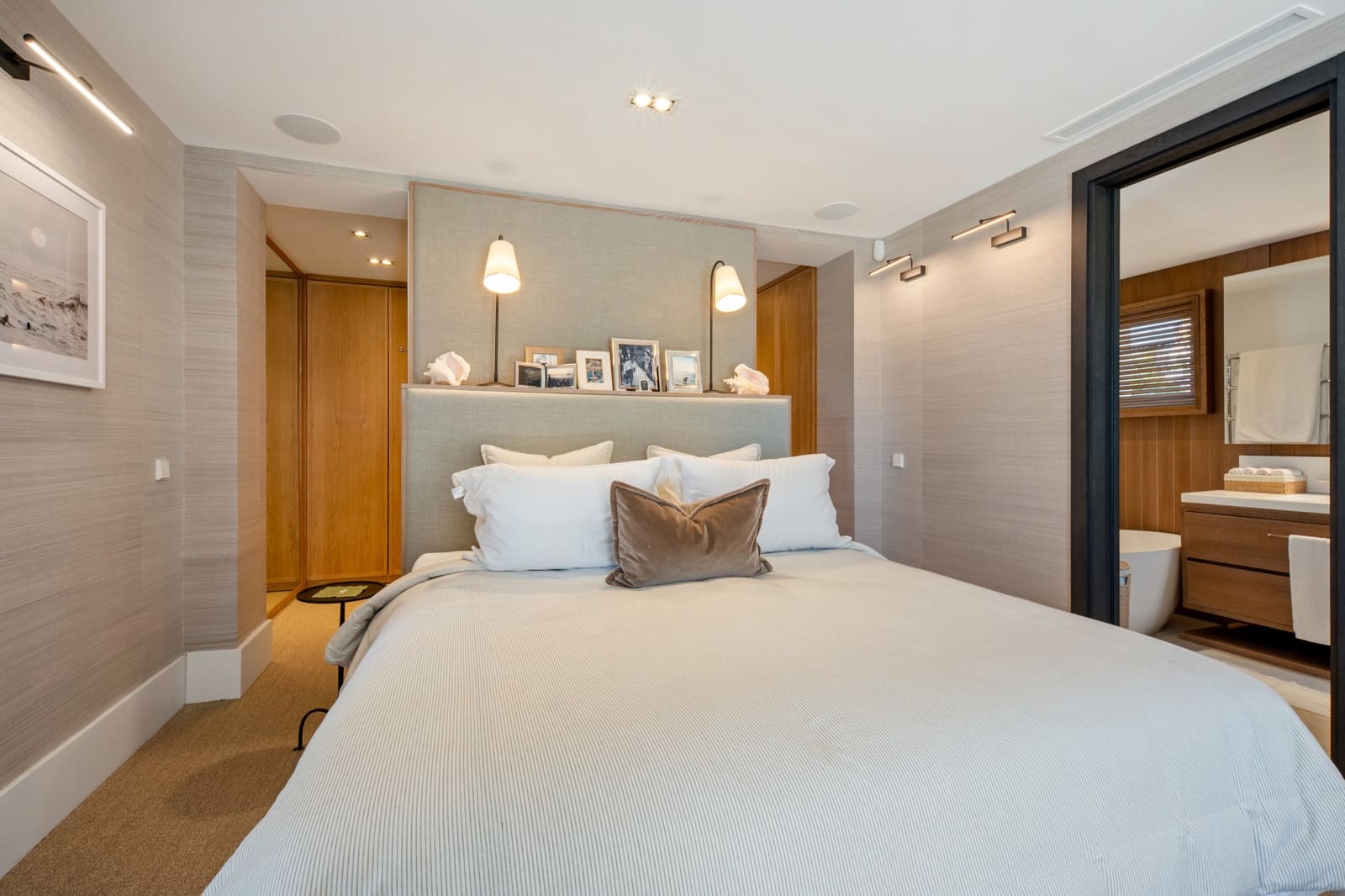 1 bedroom Apartment for sale in Golden Mile - € 3,500,000 (Ref: 10025189)