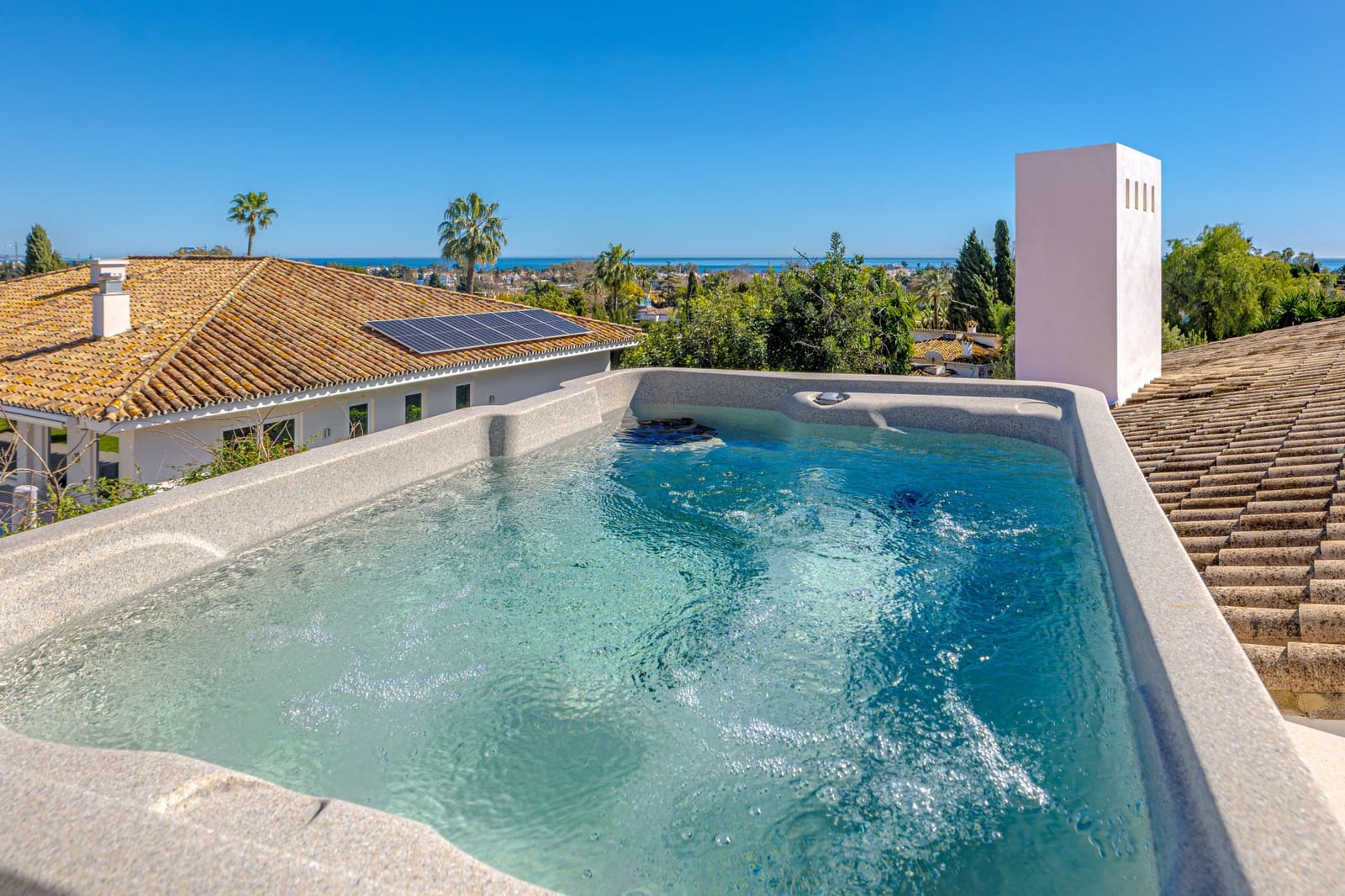 7 quarto Moradia para venda em Guadalmina com piscina garagem - 4 899 000 € (Ref: 10026890)