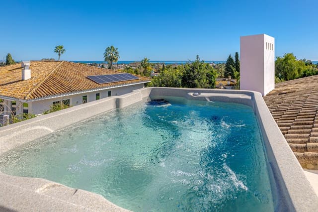 7 slaapkamer Villa te koop in Guadalmina Alta, Marbella met zwembad garage - € 4.900.000 (Ref: 10026890)