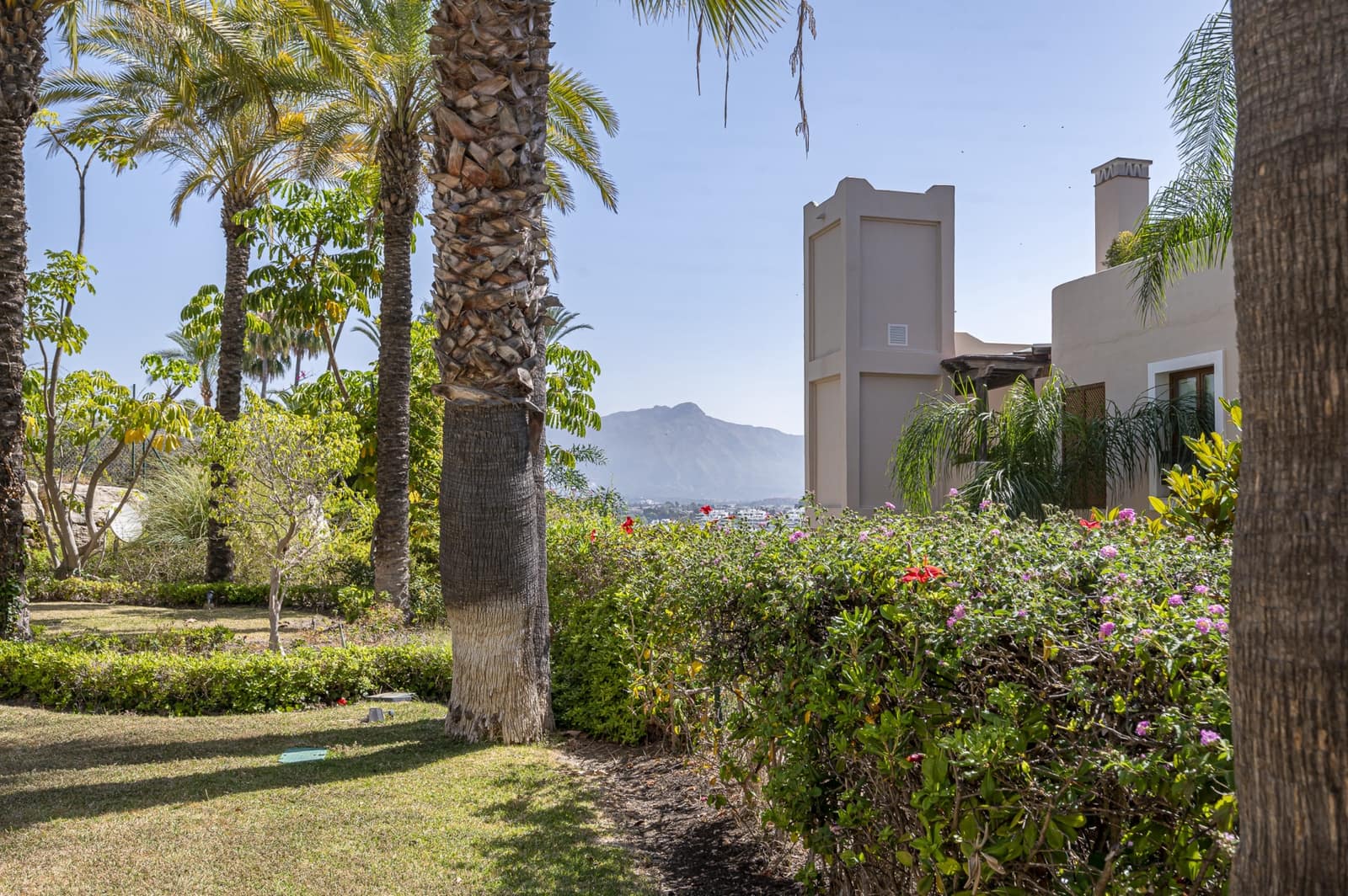 2 sovrum Lägenhet till salu i El Paraiso med pool garage - 579 000 € (Ref: 10026892)