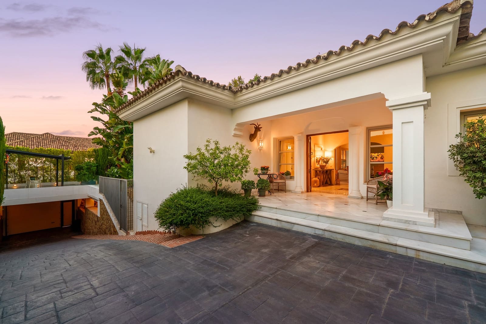 4 sovrum Villa till salu i Marbella med pool garage - 3 995 000 € (Ref: 10031569)