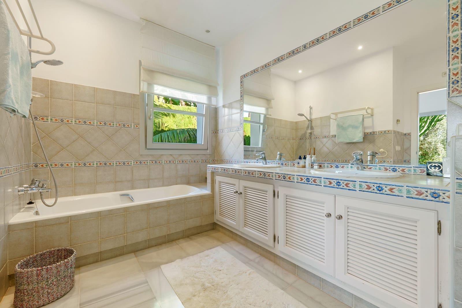 4 sovrum Villa till salu i Marbella med pool garage - 3 995 000 € (Ref: 10031569)