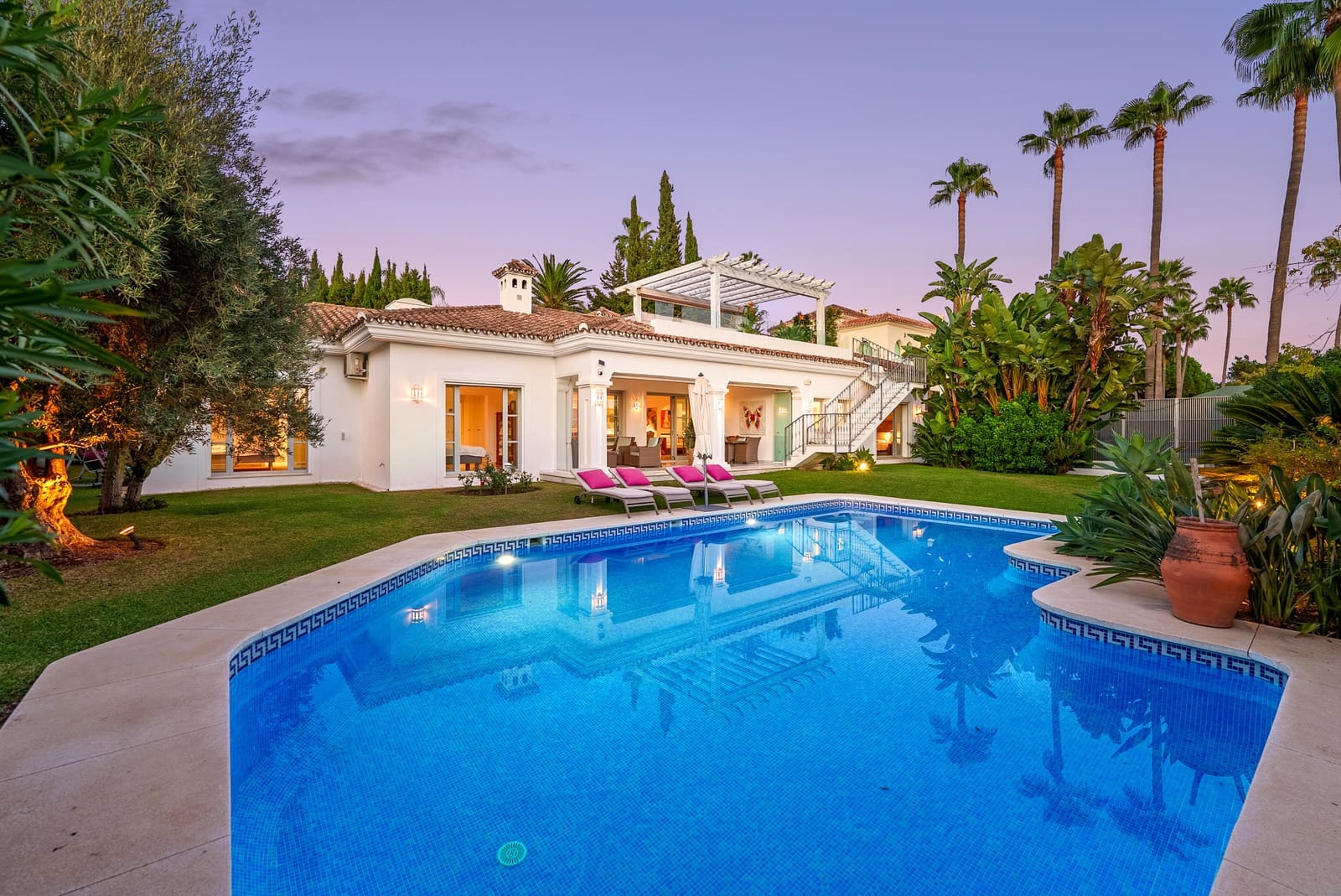 4 sovrum Villa till salu i Marbella med pool garage - 3 995 000 € (Ref: 10031569)
