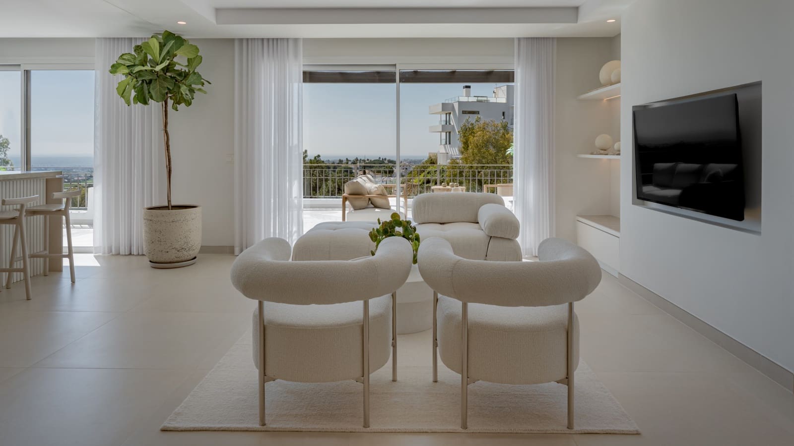 3 bedroom Penthouse for sale in La Quinta with pool garage - € 1,495,000 (Ref: 10037057)
