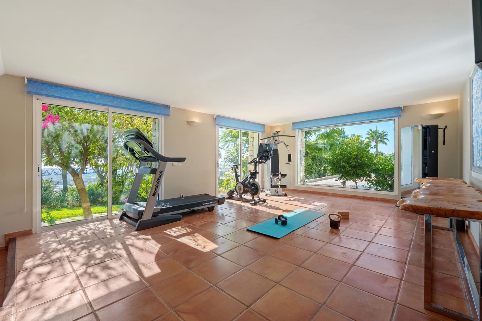 9 sypialnia Willa na sprzedaż w Benahavis z basenem garażem - 8 250 000 € (Ref: 10040698)