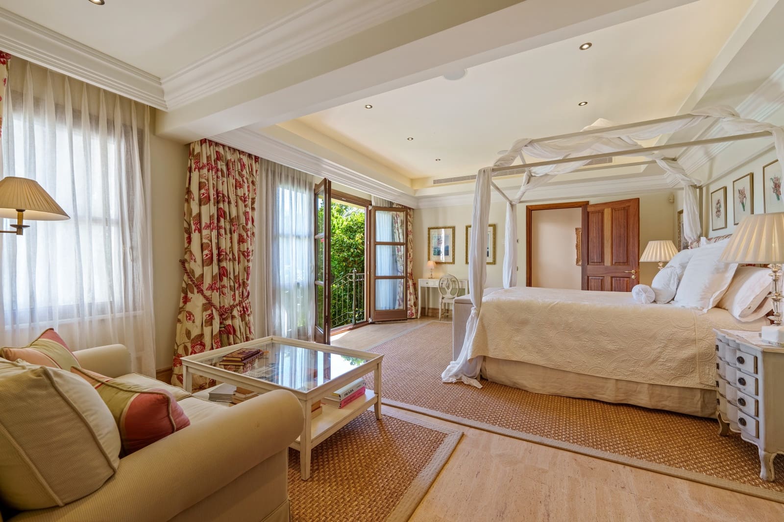 6 slaapkamer Villa te koop in Marbella met zwembad garage - € 9.950.000 (Ref: 10040699)