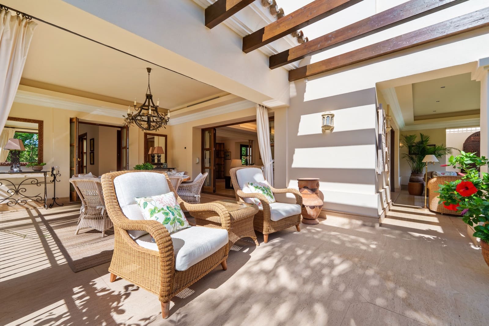 6 slaapkamer Villa te koop in Marbella met zwembad garage - € 9.950.000 (Ref: 10040699)