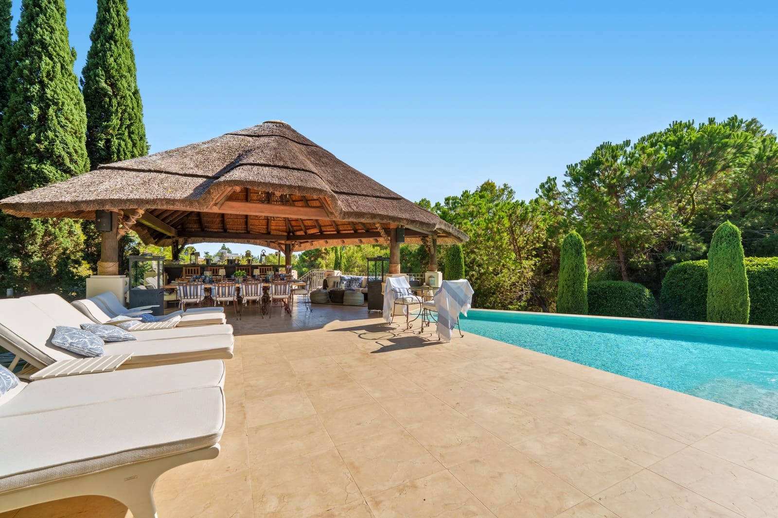 6 slaapkamer Villa te koop in Marbella met zwembad garage - € 9.950.000 (Ref: 10040699)