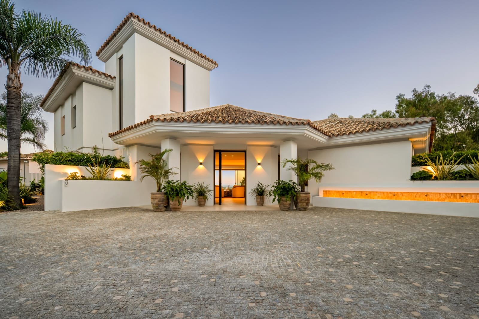 6 sypialnia Willa na sprzedaż w Benahavis z basenem garażem - 7 470 000 € (Ref: 10040700)