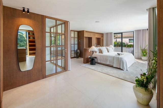 4 chambre Villa/Maison à vendre à Las Brisas, Marbella avec piscine garage - 5 995 000 € (Ref: 10044606)